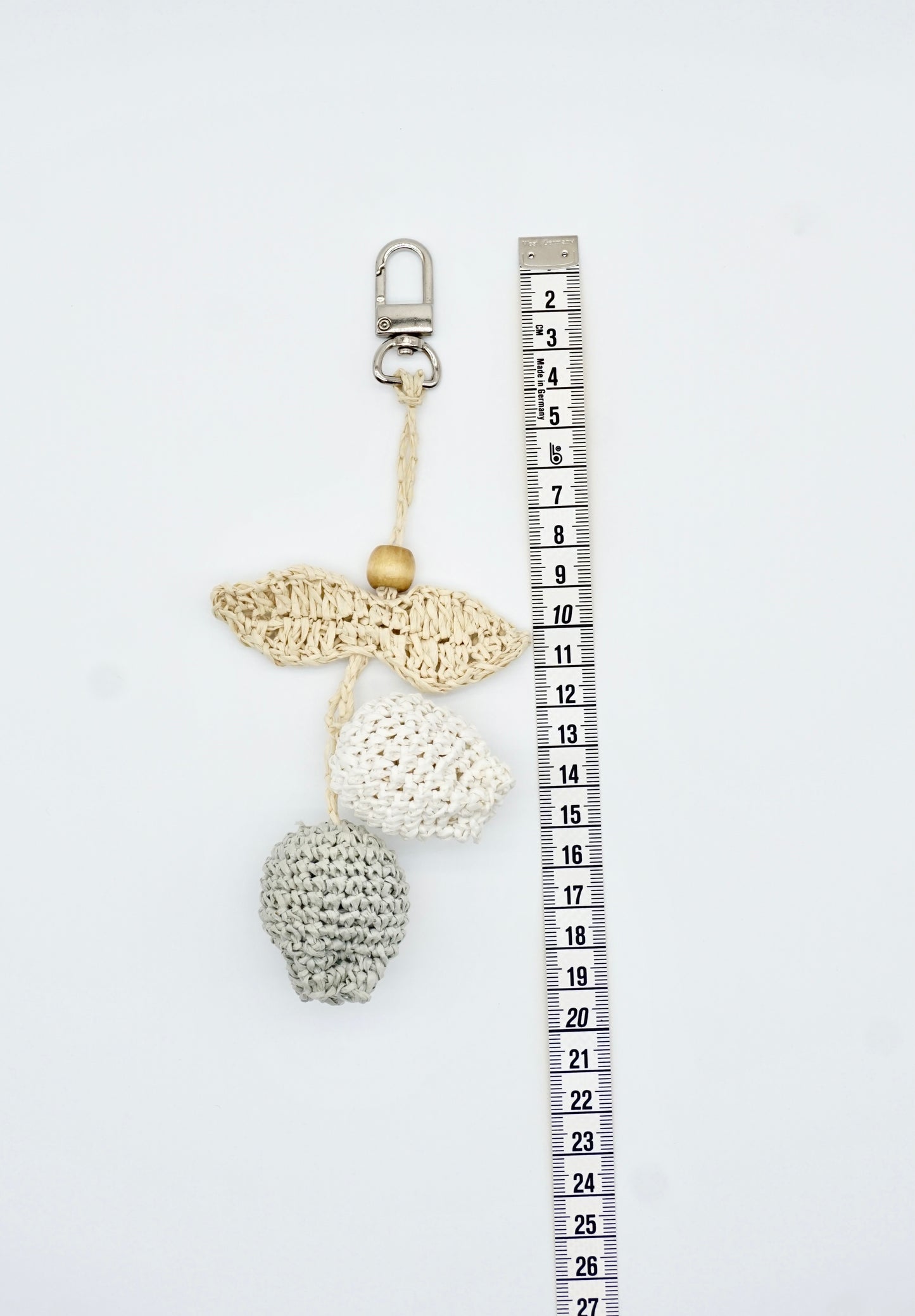 Paper Yarn White & Grey Berry Pendant with Leaf Accent