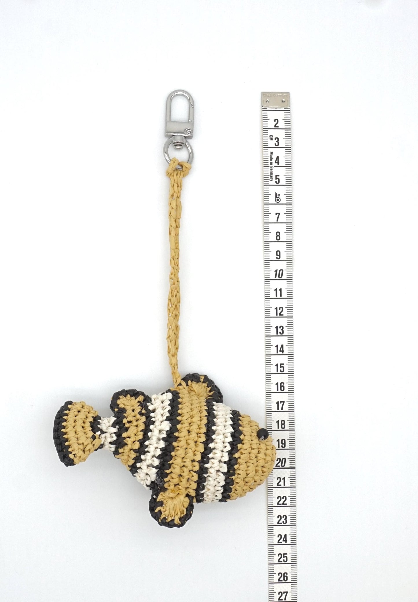 Raffia Clownfish Keychain: Hand Woven Ocean Animal Bag Charm