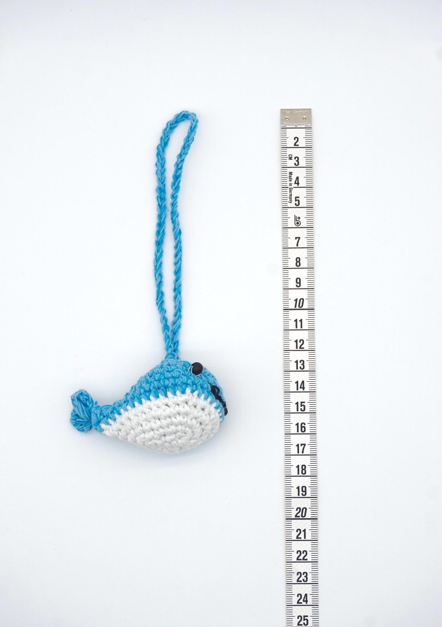 Crocheted Woven Whale Keychain – Custom Name Tassel Bag Charm – Ocean Themed Accessory