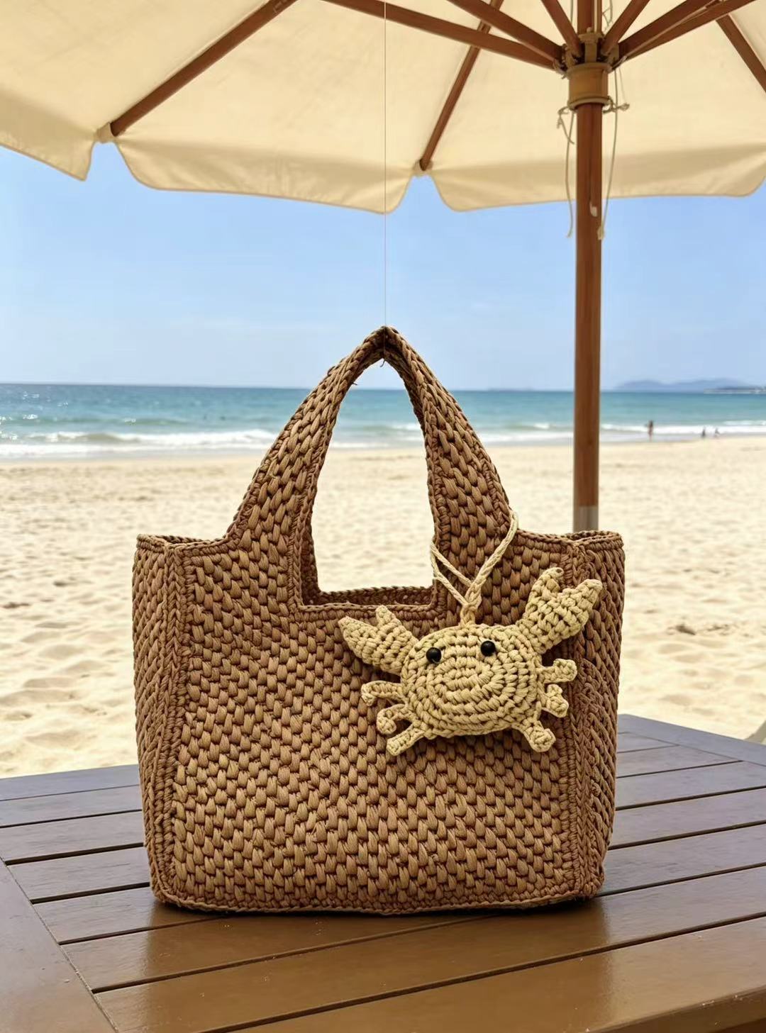Handwoven Natural Straw Crab Charm | Coastal Bag Accessory, Keychain
