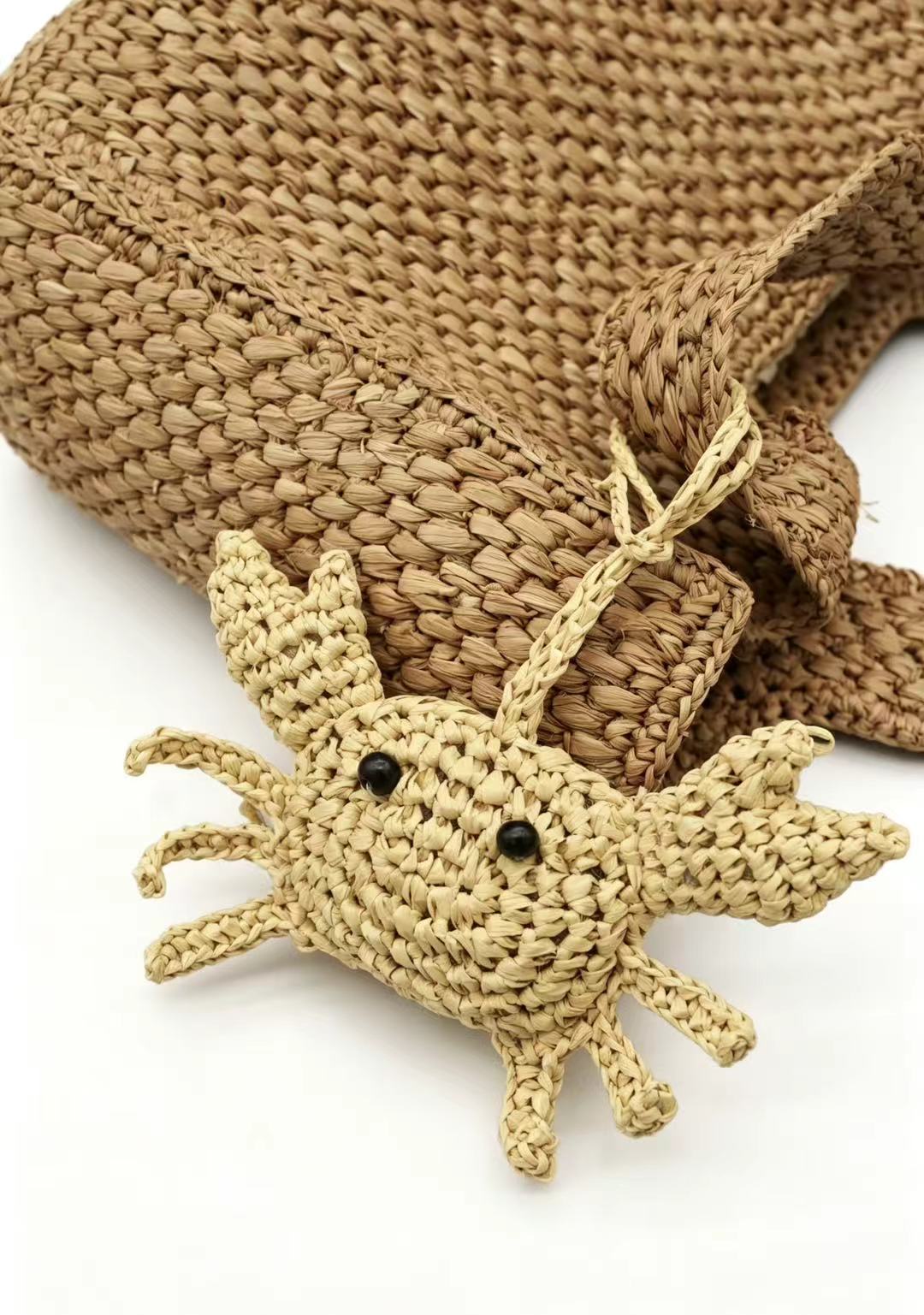 Handwoven Natural Straw Crab Charm | Coastal Bag Accessory, Keychain