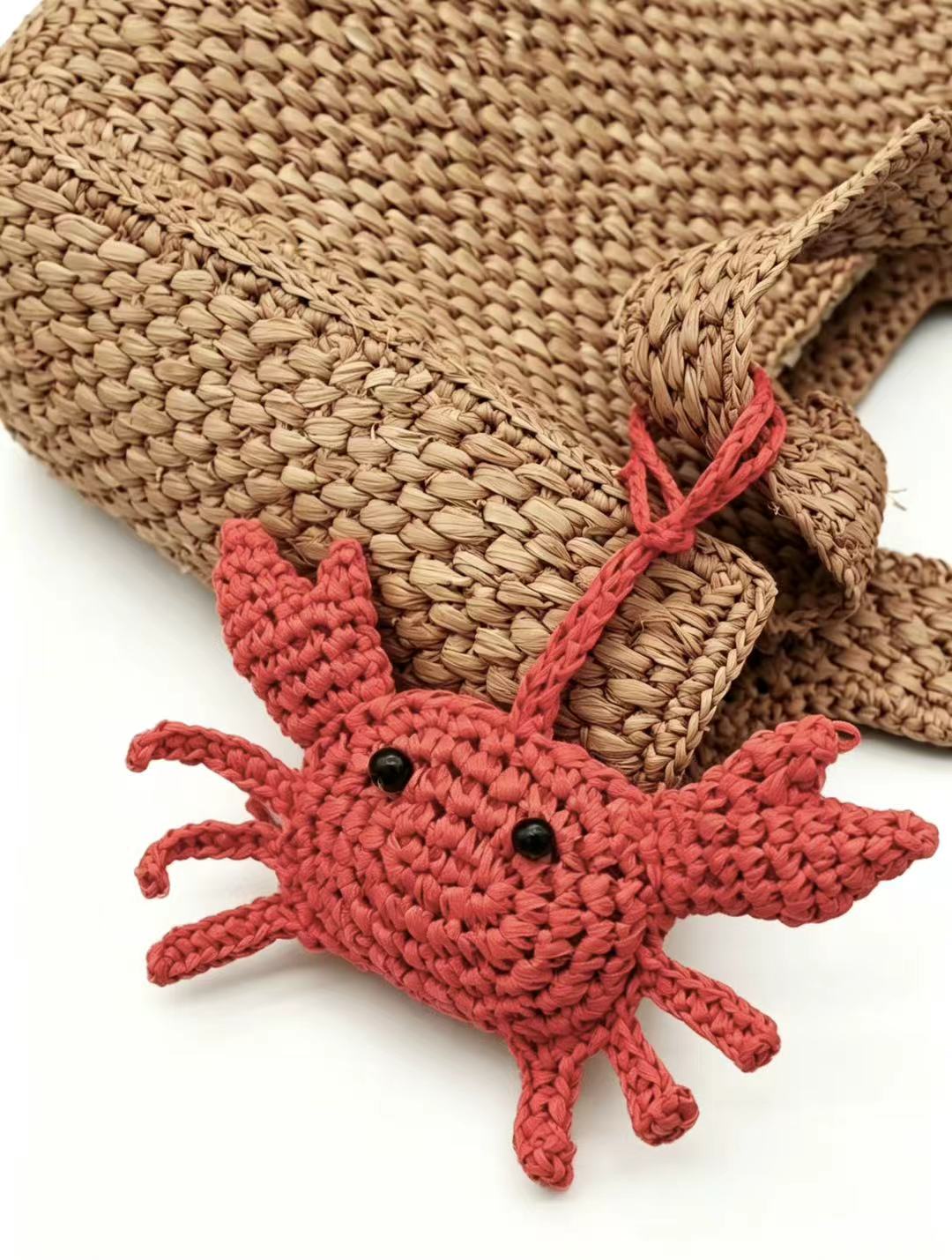 Handwoven Natural Straw Crab Charm | Coastal Bag Accessory, Keychain