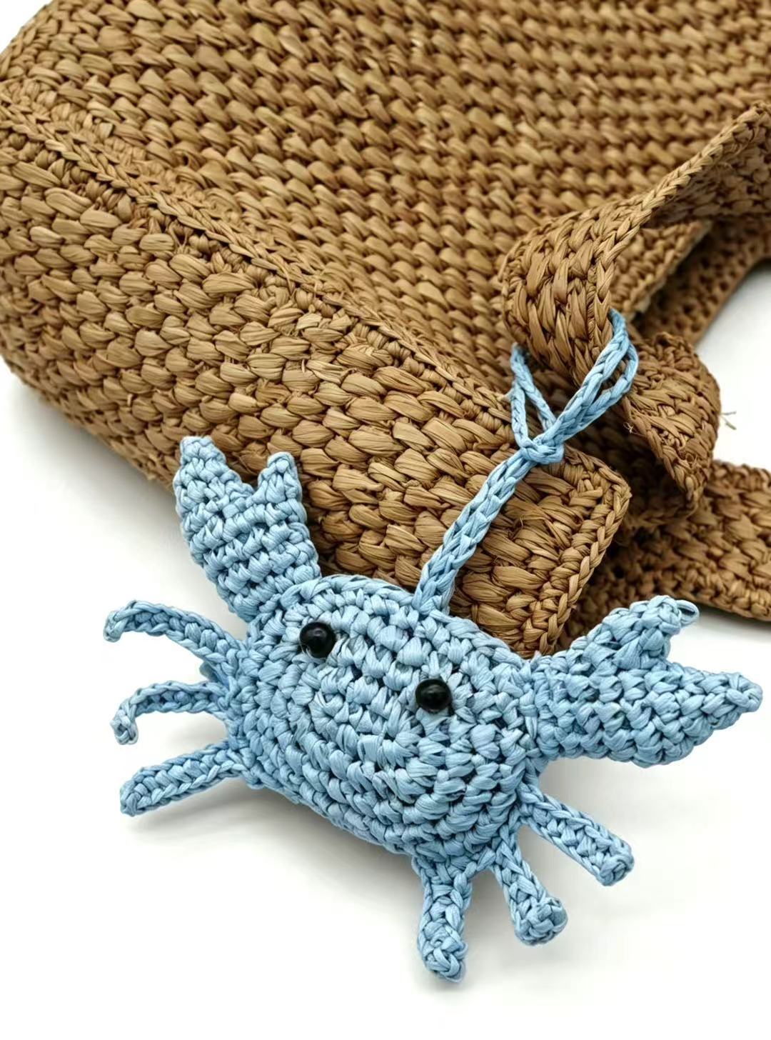 Handwoven Natural Straw Crab Charm | Coastal Bag Accessory, Keychain