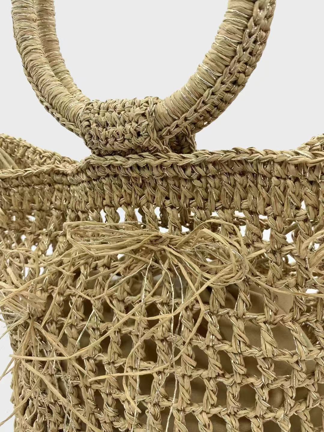 Boho Woven Circle-Handle Beach Bag — Natural Straw Tote