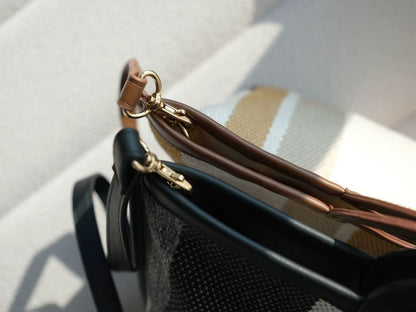 Striped Circle Handle Tote Bag Collection