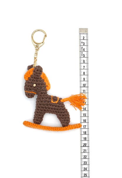 Raffia Rocking Horse Keychain – Natural Paper Cord Tassel Bag Charm – Personalized Whimsical Accessory