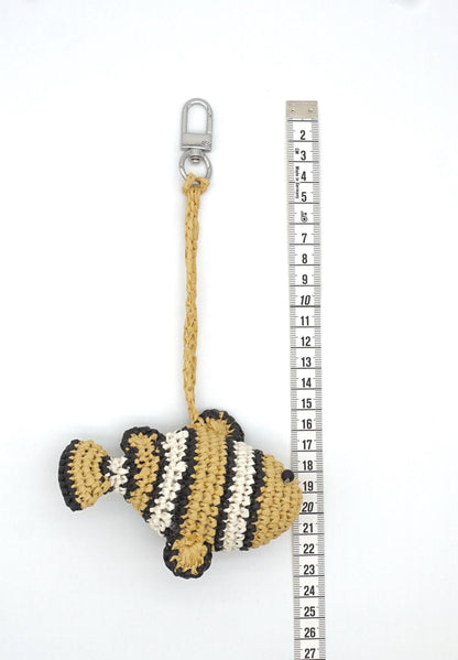 Raffia Clownfish Keychain: Hand Woven Ocean Animal Bag Charm