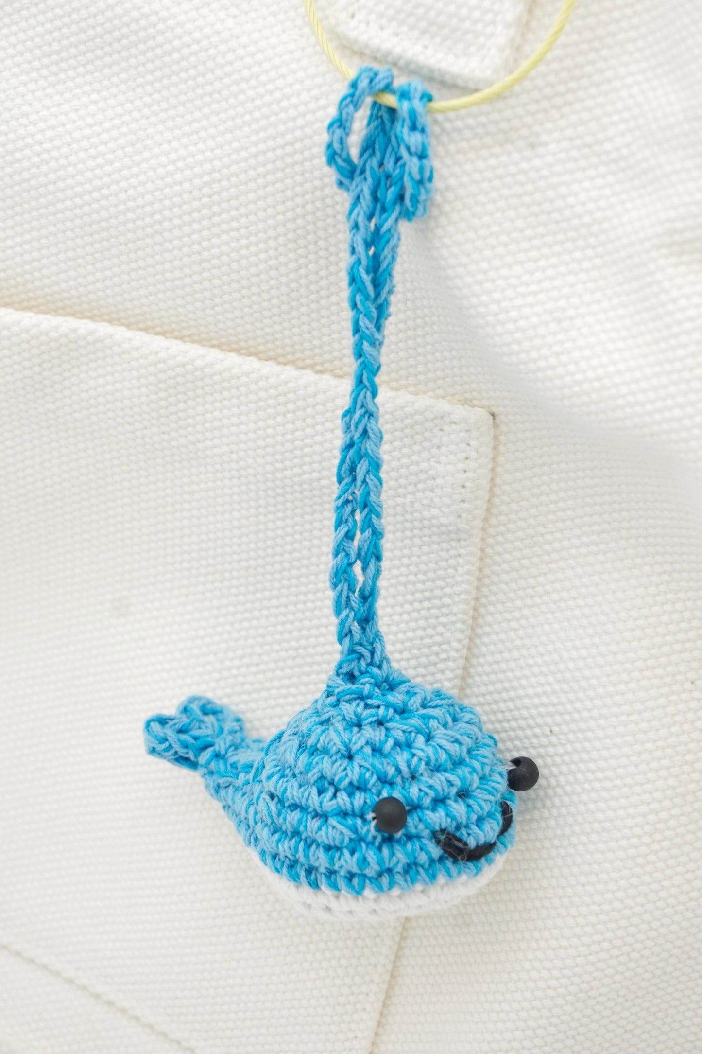 Crocheted Woven Whale Keychain – Custom Name Tassel Bag Charm – Ocean Themed Accessory