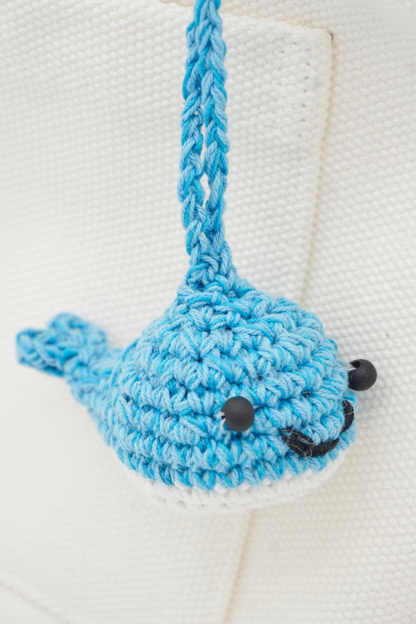 Crocheted Woven Whale Keychain – Custom Name Tassel Bag Charm – Ocean Themed Accessory
