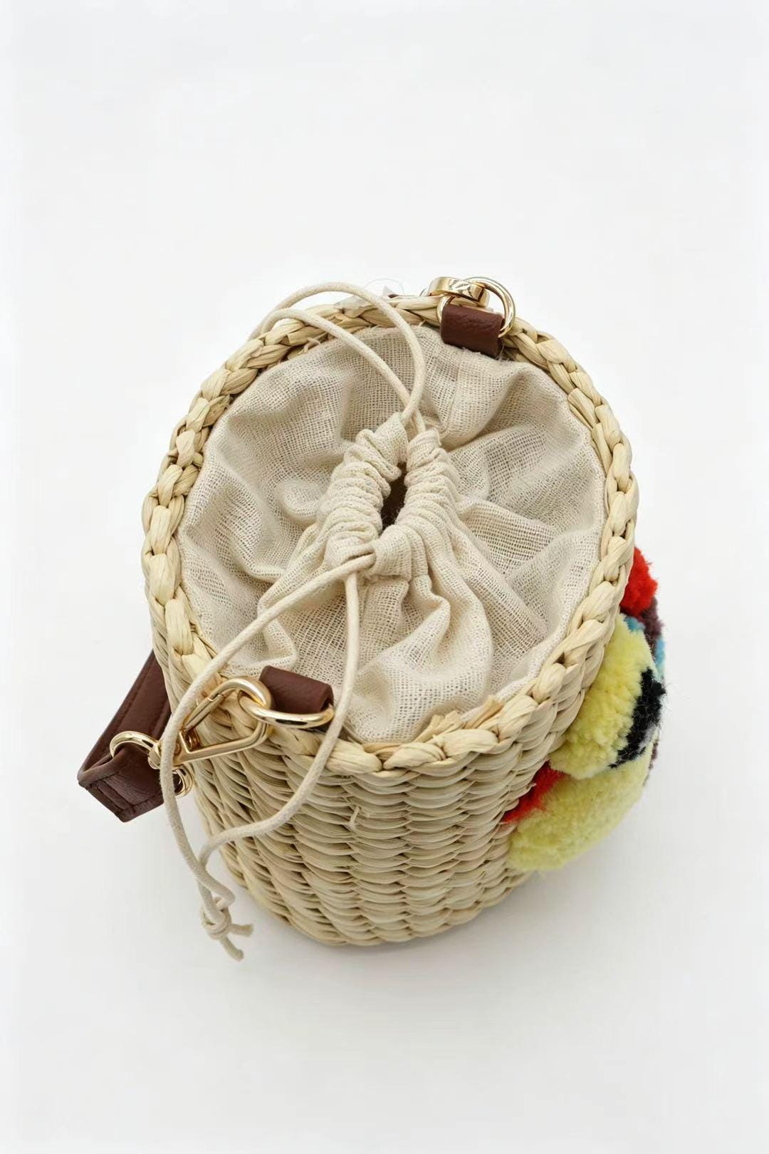 Handwoven Corn Husk Cylinder Bag with 3D Tufted "Little Duck" – One-of-a-Kind Straw Bucket Purse