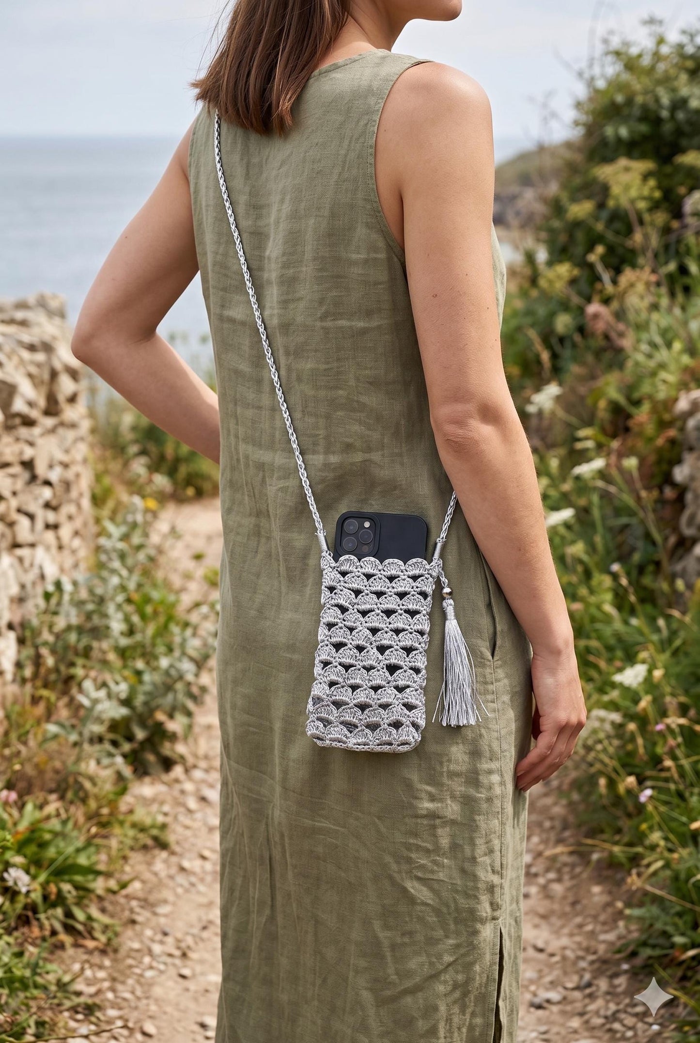 Crochet Raffia  Silver Metallic Cell Phone Crossbody Bag