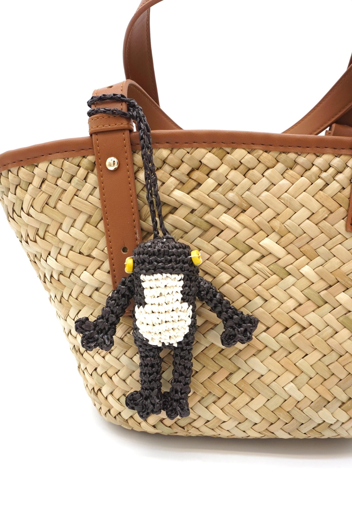 Crochet Raffia Frog Keychain: Two-Tone Woven Bag Charm