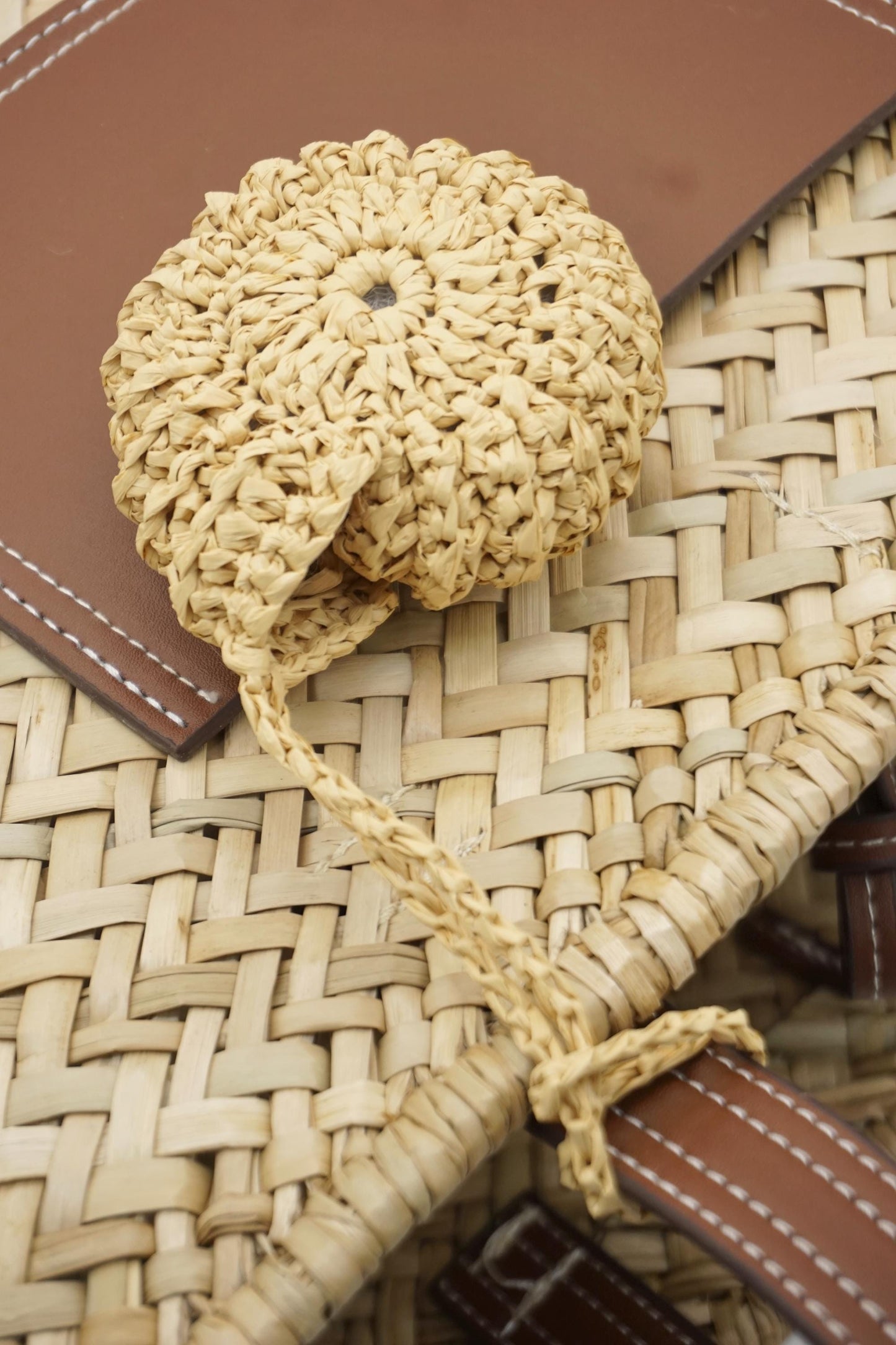 Crochet Raffia Pumpkin Bag Charm – Woven Straw Keychain, Boho Fall Accessory